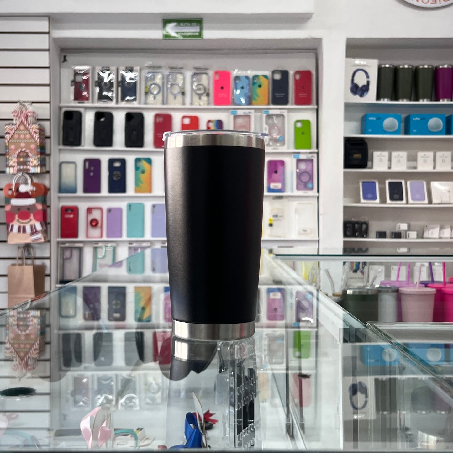 Termo Aislante Mate Negro 20 Oz