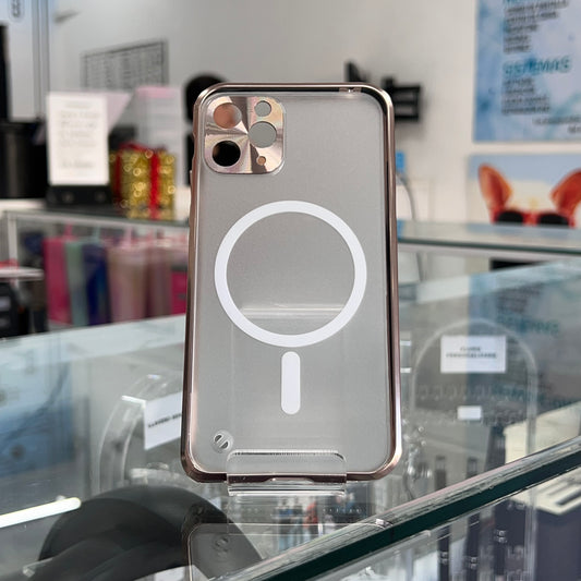 Funda Magsafe 11 Pro Dorada