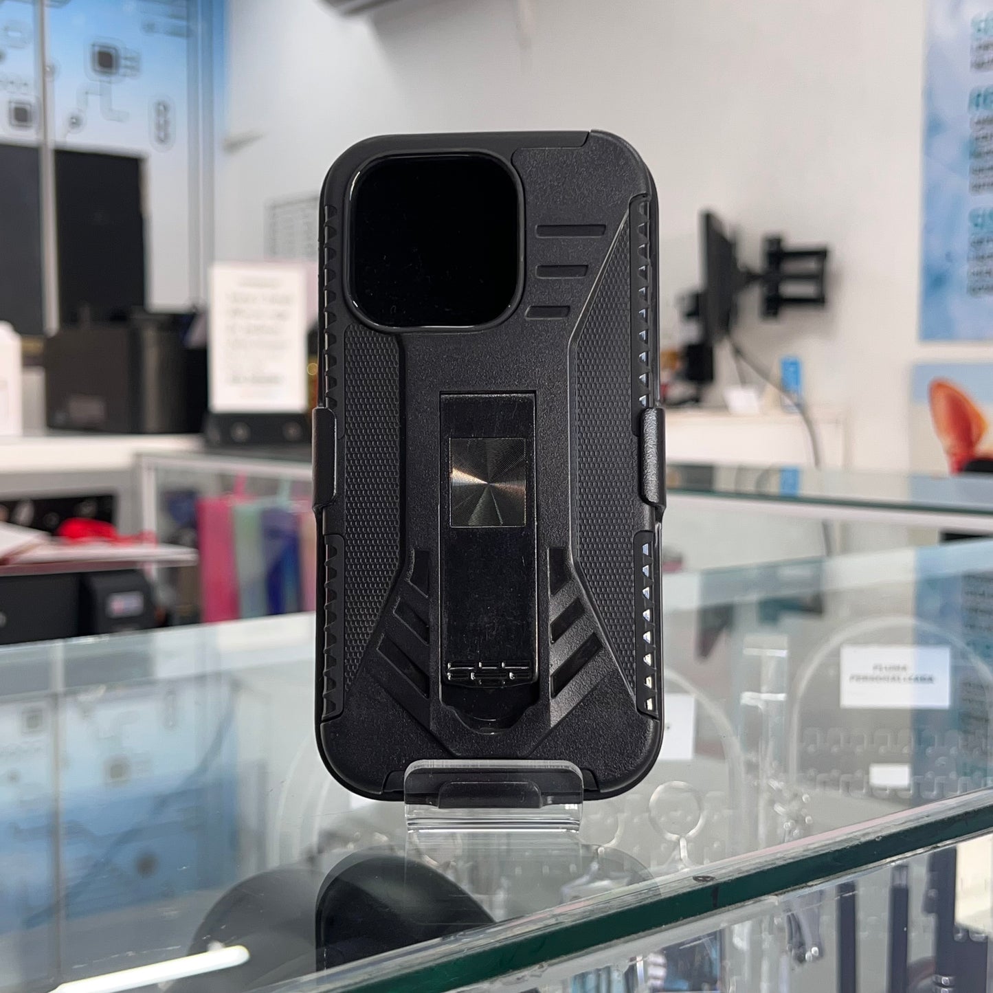 Clip Uso Rudo Iphone 15 Pro