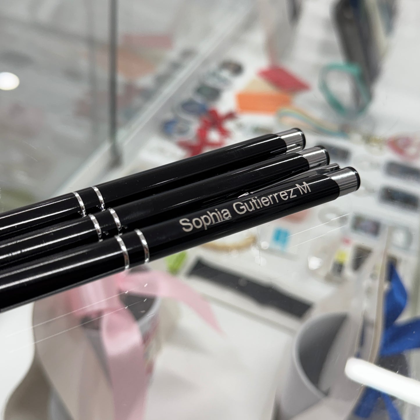 Pluma de Aluminio Negro Personalizada