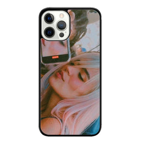 Funda iPhone Karol G | Selfie