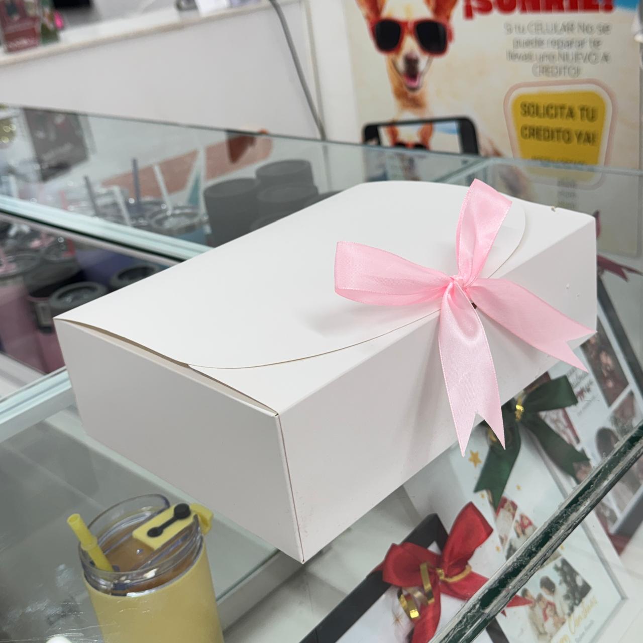 Caja Grande Blanca con Moño